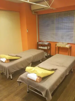 おれんじ鍼灸整骨院所属・あしべ ちからのエステ・リラクイメージ