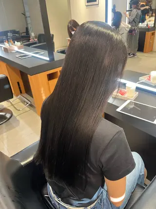 ロング KAREN（ému） 伏見/カットモデルのヘアスタイル