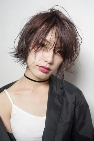 ミディアム カラー ハイトーン/レイヤー /ケアブリーチ石川治のヘアスタイル