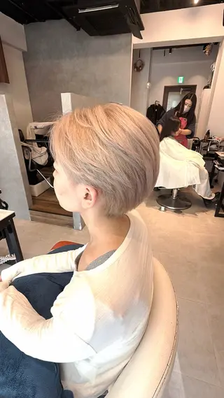 ショート 山田 守のヘアスタイル