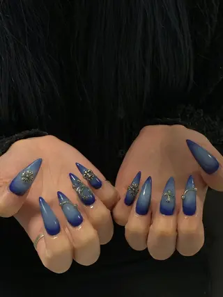 ネイル ZUZU AMEE NAILのネイルデザイン
