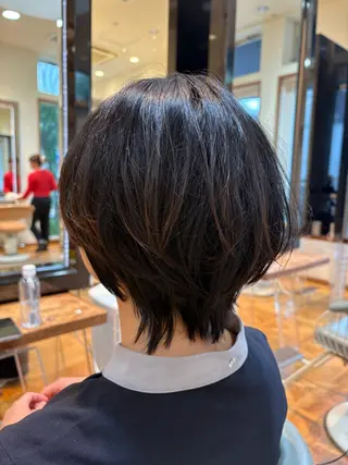 ショート ショートカット／ 明千のヘアスタイル