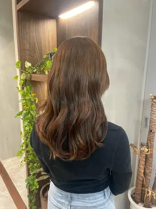 カラー Toiro 新宿所属・新宿/新宿三丁目 yuinaのヘアスタイル