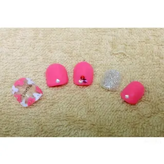 ネイル 痛ネイル/ワンホン/ フィルイン/長さだしのネイルデザイン