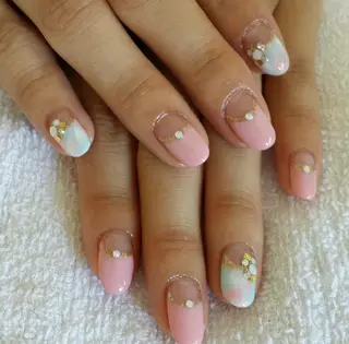 ネイル Fleur 【フルール】のネイルデザイン