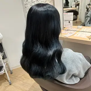 ロング カラー FRAME+なんば駅前店所属・砂野 真璃奈のヘアスタイル