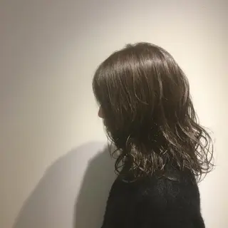 セミロング カラー しのはら まどかのヘアスタイル