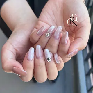 ミディアム CRGNAIL EMIRIのネイルデザイン