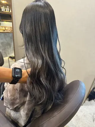 ロング カラー Forest. -髪質改善-のヘアスタイル