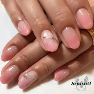 ネイル 小尾 栞のネイルデザイン