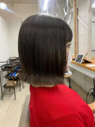 ショート カラー はいとう　なえ Beretのヘアスタイル