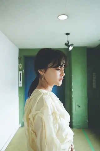 ロング 吉田 宙生のヘアスタイル