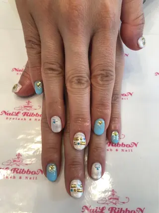 ネイル ネイルリボン 受付スタッフのネイルデザイン