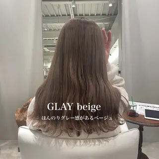 ロング カラー 峯崎 葵のヘアスタイル