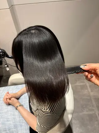 ミディアム SALOWIN上野店所属・美髪ヘア 🤍erikaのヘアスタイル