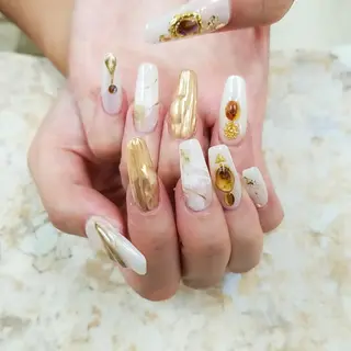 ネイル 河野ちえ (雑誌掲載サロン)のネイルデザイン