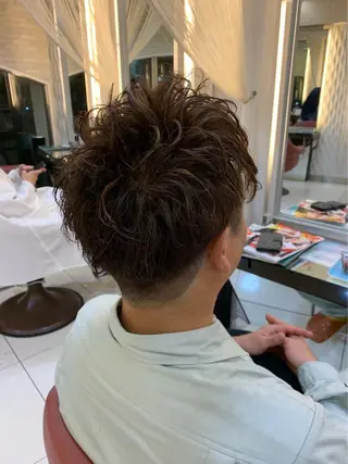 ショート パーマ メンズ 瀬川 茉衣子のヘアスタイル