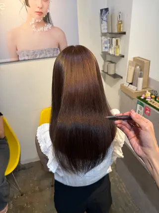 セミロング 縮毛矯正/レイヤー カット⭐️SHOTAのヘアスタイル