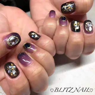 ネイル BLITZ Nail 岩田💅🏻✨のネイルデザイン