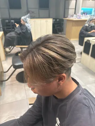 カラー メンズ メンズ/バレイヤー ジュ/HIKARUのヘアスタイル