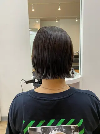 ショート カラー ブリーチなし透明感 🕊ワダ　ユイのヘアスタイル