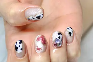 ネイル レイジー スワンのネイルデザイン