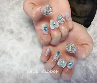 ネイル ネイルリボン 伊藤のネイルデザイン