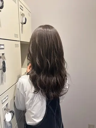 セミロング 透明感カラー/ 髪質改善✨️💞萌愛のヘアスタイル