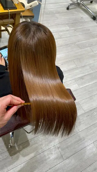 ロング 小島嵩人 縮毛矯正 髪質改善のヘアスタイル