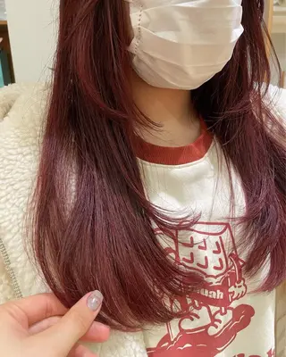 ミディアム カラー 大橋 芽衣のヘアスタイル