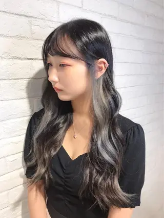 ロング カラー deseo 副店長 透明色艶カラーツバサのヘアスタイル