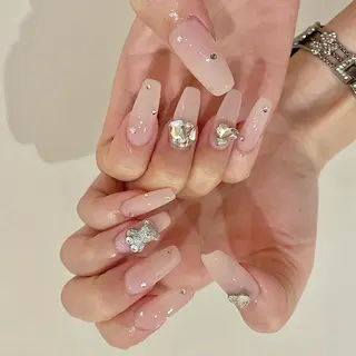 ネイル BONNIE所属・BONNIE MIKIのネイルデザイン