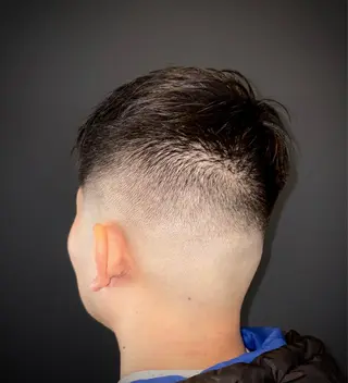 ショート Joy/Box新大阪店所属・岡本 佳久のヘアスタイル