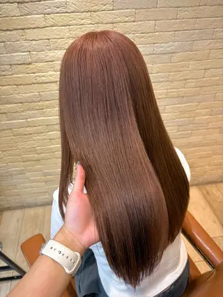 カラー しおり🍬 KOKORO🤍のヘアスタイル