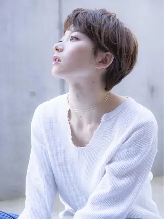 ショート カラー ヘアアレンジ ミニボブ/ブリーチ 🌈MISATOのヘアスタイル