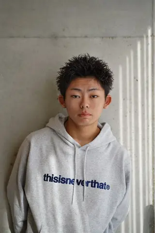 ショート パーマ メンズ SPINOFF SHIFT所属・りゅう せいのヘアスタイル