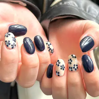 ネイル shine'an fuka🌿🫧のネイルデザイン