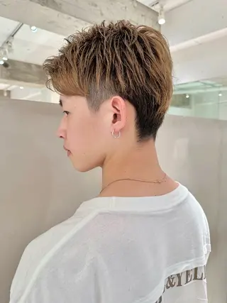 ショート カラー パーマ メンズ 榎本 健太のヘアスタイル