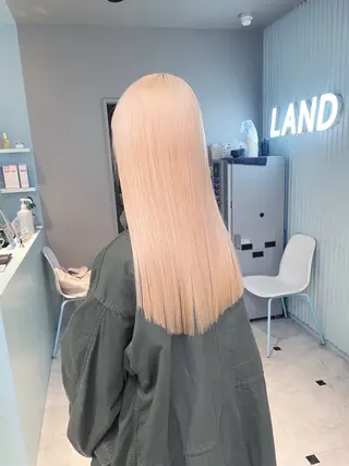 ミディアム ブリーチ✖️ 縮毛LANDのヘアスタイル