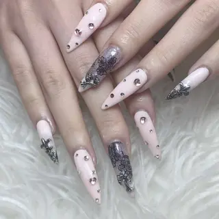 ネイル ミン ゴテゴテネイルのネイルデザイン