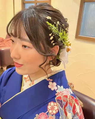 ミディアム カラー パーマ ヘアアレンジ メンズ キッズ ネイル マツエク・マツパ 🫧垢抜けヘア🫧 SHIORIのヘアスタイル