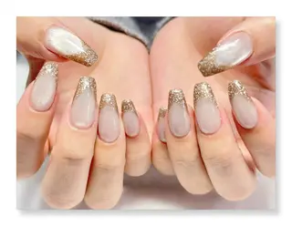 ネイル H’ami nailsalon 新大久保店所属・リサ 長さだし✨のネイルデザイン