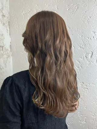 ロング カラー ヘアアレンジ 🪽髪質改善ストレー ト🤍美羽🤍のヘアスタイル