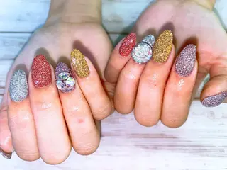 ネイル 高野 梨紗子のネイルデザイン