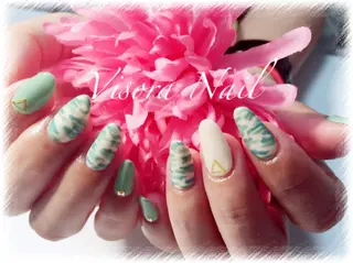 ネイル 美SORA ～ｳﾞｨｿﾗ～のネイルデザイン