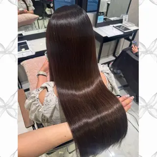 ロング ☘️透明感オリーブ/ 縮毛矯正ナミ☘️のヘアスタイル