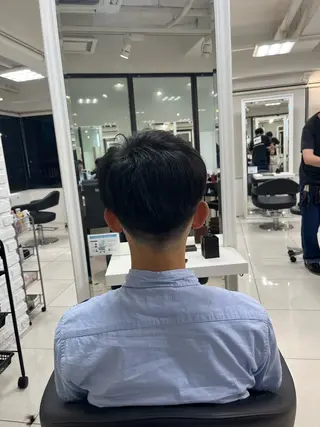 ショート 【シャドウパーマ センターパート】義心のヘアスタイル