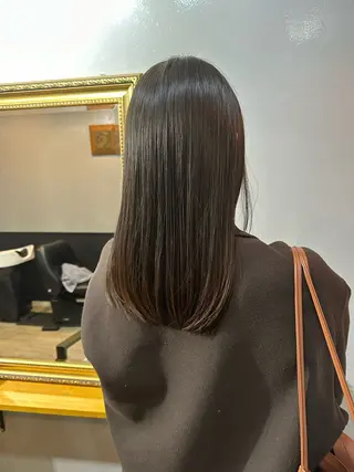 セミロング 渡辺俊介 暗髪カラー /美髪矯正/髪質改善のヘアスタイル