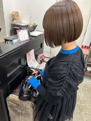 ショート カラー レイヤー ハイトーン 暖色⭐︎KANAKOのヘアスタイル
