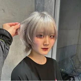 ショート NEWONE所属・ハイトーン特化🌟 LEONのヘアスタイル